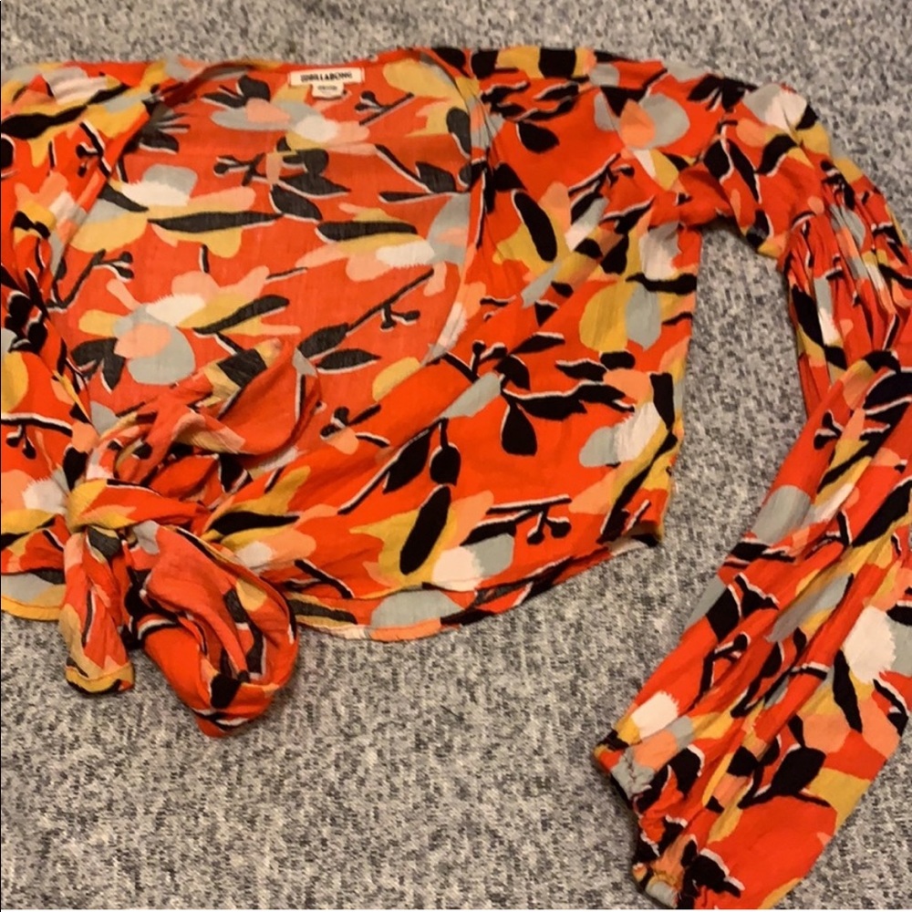 Billabong Cropped Tie Front Blouse